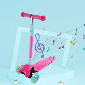 Trottinette pour enfants Lan Jingjing rose 2-4 ans, musique, lumières, pliable, avec pédales - Product Image 1