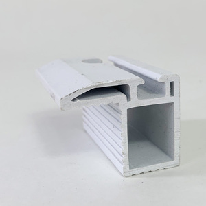 Perfil de Extrusión de PVC Rígido de Plástico Duro para Puerta Corredera de Vidrio Duradera para Refrigerador / Ventana de Gabinete de la Empresa AISIKAO - Product Image 4