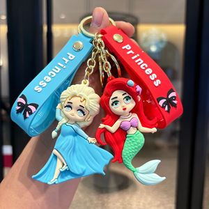 Llavero de Plástico con Colgante de las Princesas Blancanieves, Sirenita, Frozen y Rapunzel para Mochila, Llaves de Coche, Regalos Colgantes para Parejas - Product Image 2