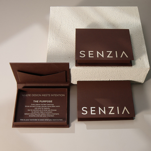 Elegante Caja Magnética Tipo Libro para Joyería, con Diseño Cuadrado Lavable, Impresión en Relieve, Tarjeta de Felicitación y Sobre - Product Image 2