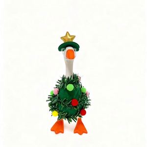 Figura de Ganso Blanco de 7 Pulgadas con Ropa Navideña, Versión Mini - Product Image 6