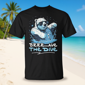 เสื้อยืดลายหมีขั้วโลกกระโดดน้ำเย็น ดีไซน์สนุกสำหรับฤดูร้อน - Product Image 3