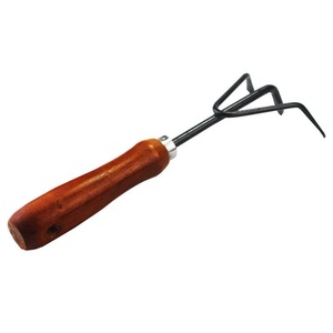 Outils horticoles <span class=keywords><strong>trois</strong></span> <span class=keywords><strong>dents</strong></span> râteau herbe labour outil acajou poignée <span class=keywords><strong>trois</strong></span> griffes ménage fleur culture - Product Image 2