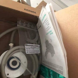 ตัวเข้ารหัส Pepperl+Fuchs รุ่น SU18 16 35 40a 110 115 126a เซ็นเซอร์ P+F อุปกรณ์อิเล็กทรอนิกส์เชื่อมต่อแสงสำหรับอุตสาหกรรม แบบอ่านค่าด้วยการสัมผัส - Product Image 1