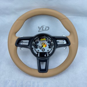 Volant plat en cuir véritable au <span class=keywords><strong>prix</strong></span> d'usine YLD pour <span class=keywords><strong>Porsche</strong></span> Mancan Panamera Cayenne 911 718 991, volant personnalisé - Product Image 2