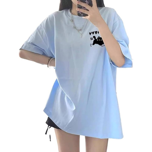 เสื้อยืดชุดนอนผู้หญิงผ้าฝ้าย 100% พิมพ์ลายแบบ Heat Transfer ทรงหลวม สวมใส่สบาย พร้อมสกรีนโลโก้ตามสั่ง มีไซส์พลัสไซส์ให้เลือก - Product Image 3
