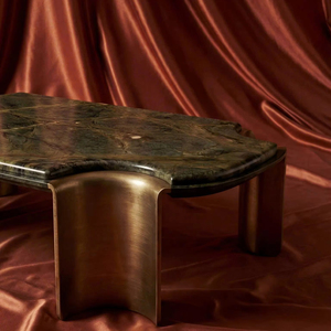 Table basse moderne de luxe en marbre avec base en métal brossé, plateau en pierre naturelle, meubles de salon - Product Image 1