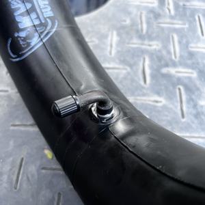 Chambre à air en caoutchouc butyle robuste KUMA 4.00-8 avec valve JS2 pour Tuktuk, Auto-rickshaw et brouette, fabriqué au Vietnam - Product Image 5