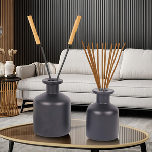 Sang Trọng <span class=keywords><strong>30Ml</strong></span> Màu Đen Mờ Thủy Tinh <span class=keywords><strong>Reed</strong></span> Khuếch Tán Hương Thơm Chai Axit Khắc Văn Phòng Trang Trí 150Ml 200Ml Nước Hoa Khuếch Tán Chai - Product Image 2