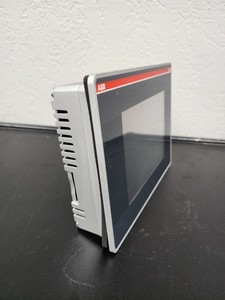 1SAP530100R0001 1SAP530100R0001 Écran tactile HMI CP630 5,7 pouces pour l'automatisation PLC - Product Image 3