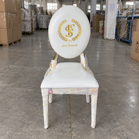 Chaise de salle à manger ovale en acier inoxydable doré, durable, avec dossier, en cuir PU blanc, pour salon, mariage, banquet, événement, hôtel, vente en gros