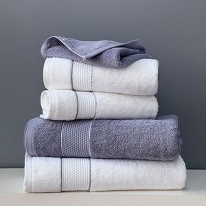 Toalla de Baño y Cara de Algodón Puro Turco Extra Grande de Lujo para Hotel, 500-600G/M², Bordada y Personalizada, en Oferta - Product Image 1