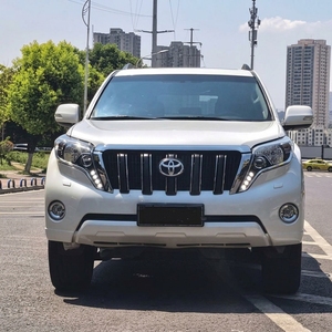 โตโยต้า แลนด์ ครุยเซอร์ ปราโด ปี 2016 มือสอง เครื่องยนต์ 2.7 ลิตร พวงมาลัยซ้าย รถ SUV ขนาดใหญ่ ไมล์น้อย <span class=keywords><strong>ราคา</strong></span>แข่งขัน สำหรับการสั่งซื้อจำนวนมาก มีสินค้าในสต็อกเพื่อการส่งออกทั่วโลก - Product Image 1