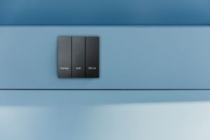 Slimme <span class=keywords><strong>4</strong></span>-weg Aluminium Hal Voor Hotels Bewegingssensor Auto Licht Energiebesparing 40% 220V/110V 10a/16a Ethernet Zigbee - Product Image 2