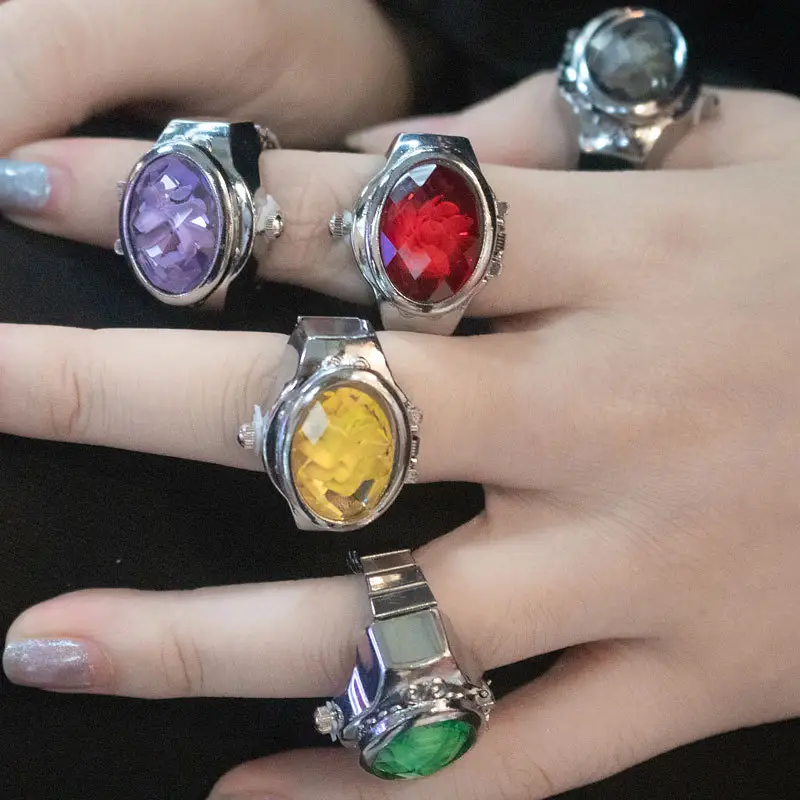 Nouveau rétro Punk multi couleur pierres précieuses couvercle rabattable pour dire l'heure bague montre Quartz Mini bague réglable montre pour les Couples