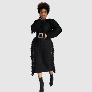 ชุดเดรสสเวตเตอร์มีพู่ถักแขนยาวสีพื้นทันสมัย - Product Image 3