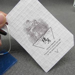 OEM azul verde PVC plástico impresión nombre logotipo Swing precio colgar etiqueta para Jeans - Product Image 3