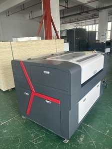 เครื่องตัดและแกะสลักด้วยเลเซอร์ CO2 รุ่น 1390 พร้อมกล้อง CCD เครื่องเลเซอร์ Co2 พร้อมกล้อง Ccd 6040 9060 1390 1610 1325 - Product Image 3