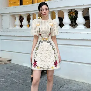 Yaz yeni dantel sosyetik zarif makinesi nakış kadın kısa elbise bel kırpma zayıflama kısa kollu elbise