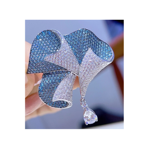 Venta al por mayor Premium 5A CZ 925 plata esterlina Aqua lágrima colgante broche Cubic Zirconia joyería para fiestas regalos bodas - Product Image 1