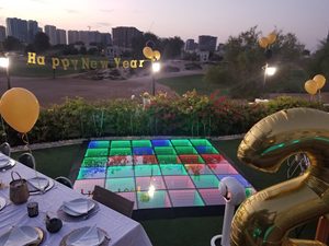 Piso de baile de píxeles LED inalámbrico portátil, escenario de <span class=keywords><strong>DJ</strong></span> de boda blanco cálido en China, cuerpo de PVC con modo de Control DMX512 para hoteles - Product Image 3