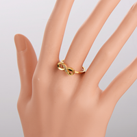 Bague en acier inoxydable avec diamant numéro 8 porte-bonheur, simplicité géométrique, bijoux faits à la main