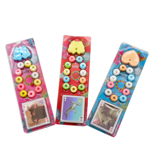 สร้อยข้อมือรูป<span class=keywords><strong>ผีเสื้อ</strong></span>ตัวการ์ตูน OEM แบบกดพร้อมไพ่โป๊กเกอร์ - Product Image 4