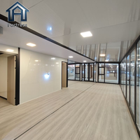 Maison conteneur pliable de 40 pieds avec cuisine et salle de bain, résistante aux tremblements de terre, ignifuge, modulaire, 2 chambres, préfabriquée