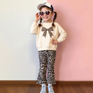 हाई बुटीक ने बच्चों की लड़कियों के कपड़ों को लंबी आस्तीन वाली स्वेटशर्ट पहने हुए कार्टून बॉलिंग पैटर्न शरद ऋतु पोशाक - Product Image 3