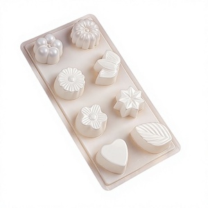 Yabei - Moldes <span class=keywords><strong>de</strong></span> Plástico PP para Repostería, Chocolate, Gelatina, Pudín, Pastel <span class=keywords><strong>de</strong></span> Arroz, Forma Irregular <span class=keywords><strong>de</strong></span> Dibujos Animados - Product Image 1