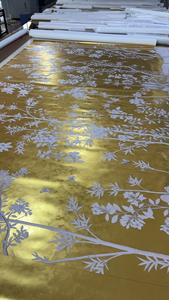 Decorazione Murale di Lusso in Foglia d'Oro Dipinta a Mano Stile Cineseria con Uccelli Dorati e Fiori <span class=keywords><strong>Carta</strong></span> <span class=keywords><strong>da</strong></span> <span class=keywords><strong>Parati</strong></span> per Soggiorno di Lusso - Product Image 4