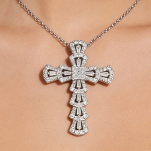สร้อยคอจี้รูปกางเขนแบบคลาสสิก ชุบทองคำขาว 10K/14K/18K ประดับเพชร CVD ผลิตในห้องปฏิบัติการ ของขวัญสำหรับโอกาสพิเศษ - Product Image 4