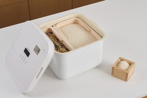 KURA Modern and Stylish Vacuum Rice <b>Storage</b> <b>Container</b> for <b>Kitchen</b> & Pantry 5kg - Product Image 3