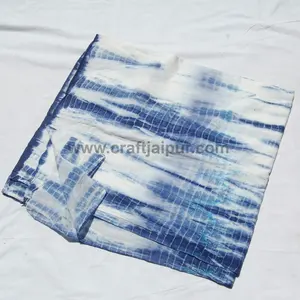 Desainer bernapas Shibori dasi dan dicelup katun kain lempar buatan tangan India biru kerajinan membuat kain lari grosir