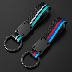 Llavero Rectangular Deportivo de Cuero Genuino Personalizado, Ecológico, con Patrón de Fibra de Carbono, Anillo Metálico para Llaves de Coche, Regalo Personalizado - Product Image 3