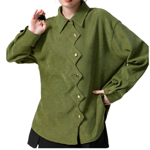 Camicetta a maniche lunghe con colletto da <span class=keywords><strong>donna</strong></span> <span class=keywords><strong>in</strong></span> cotone a maniche lunghe con bottone irregolare verde militare di alta qualità personalizzata - Product Image 3