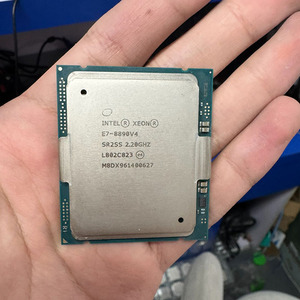 超多コア 24C/48T Intel Xeon E7-8890 v4 Intel Xeon E7-8890 v4 - 24 Cores / 48 Threads 2.20 GHz | Cloud Ninjas