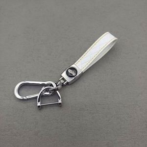 High Quality Diamond Patterned Car <b>Keychain</b> Zinc Alloy+<b>Leather</b> Pendant <b>Keychain</b> Easy Installation Car Key Accessory Gifts - Product Image 6