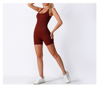 Combinaison de yoga sans couture rembourrée pour femme, dos croisé, tenue de sport d'été côtelée pour la course et l'entraînement, vente en gros