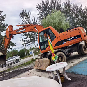Excavatrice sur roues DOOSAN DH170W-9 d'occasion, 17 tonnes, équipement de construction mobile - Product Image 2