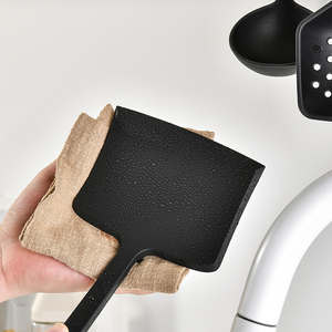 Set di Utensili in Silicone Antiaderenti Resistenti al Calore, Spatola e Cucchiaio per Cucina Professionale e Domestica - Product Image 3