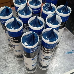 Grasa de Litio EP2 Azul para Rodamientos de Rueda y Chasis de Automóviles de Uso Pesado, en Cartuchos de 400g, 1kg, 3kg y 5kg, para Altas Temperaturas - Product Image 4