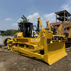 À vendre : Bulldozer sur chenilles d'occasion D85ESS, machine de terrassement pour la construction, moteur et pompe inclus, capacité de bêchage 4,5 m³, moment de charge élevé. - Product Image 2