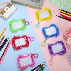 Meilleure Vente Mini Tableau Magnétique Effaçable avec Clip Porte-clés, Bloc de Dessin et Gribouillage pour Enfants, Cadeaux de Fête et Remplisseurs de Sacs Cadeaux - Product Image 4