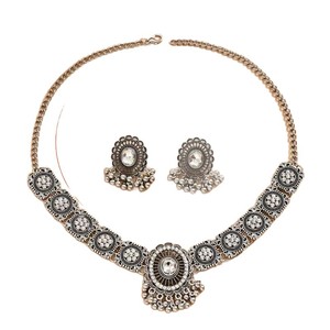 Conjunto <span class=keywords><strong>de</strong></span> Collar y Pendientes con Borlas <span class=keywords><strong>de</strong></span> Cuentas CCB, Joyería <span class=keywords><strong>de</strong></span> Moda Minimalista Vintage para Mujer, Conjunto <span class=keywords><strong>de</strong></span> Joyería al por Mayor - Product Image 5