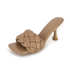 <span class=keywords><strong>YT</strong></span> sandales pour femmes avec talon mode été nouveau Style coréen étudiant <span class=keywords><strong>Internet</strong></span> populaire talon mince chaussures pour femmes à talon moyen - Product Image 5