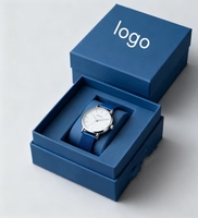Montre-bracelet à quartz pour femme avec bracelet en maille dorée minimaliste, cadran blanc simple, boîte cadeau avec laminage mat et gaufrage