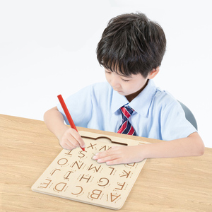 Tableau d'écriture en bois à rainures pour enfants, idéal pour l'apprentissage précoce, la coordination œil-main et le développement de l'intelligence. - Product Image 2
