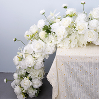 Maßanfertigung Hochzeits-Heimdekoration Weiße Rosen Seidenblumen-Girlande Tischblumen-Läufer für Hochzeiten