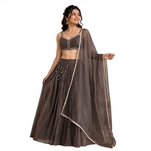Ensemble Lehenga traditionnel indien pour femmes, couleur marron, longueur au sol, coupe ample avec dupatta pour les occasions de mariage - Product Image 1